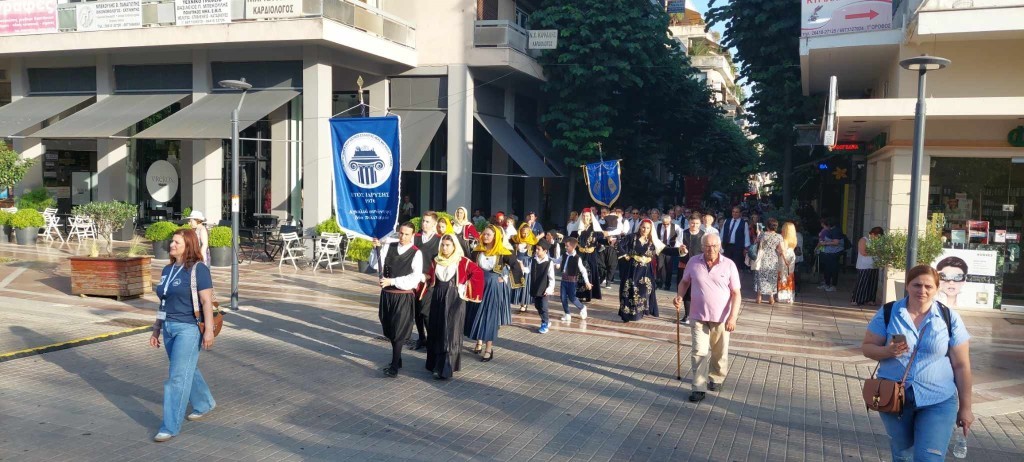 Αγρίνιο: Συγκίνηση και μνήμες από τους Μικρασιάτες της χώρας (εικόνες – video)