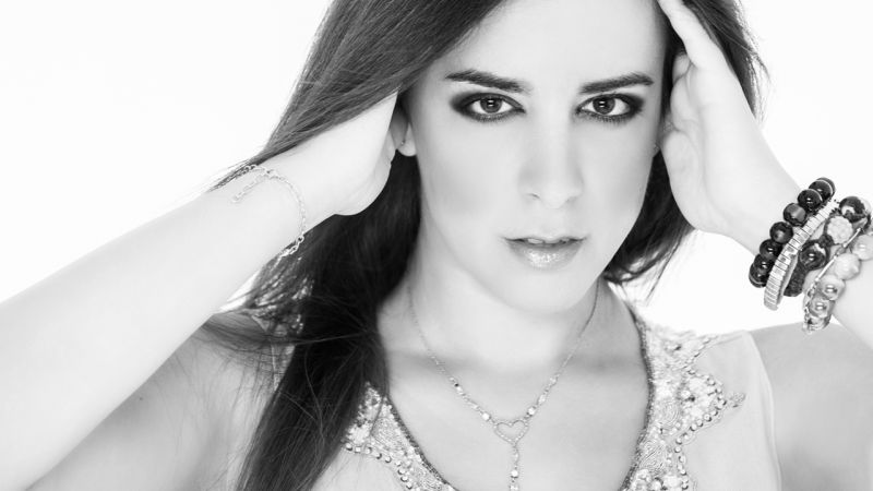 Στεφανία - η αγαπημένη φωνή του Τεό Λαζάρου, του - επί σειρά ετών - Μαέστρου της Λαϊκής Ορχήστρας Μίκης Θεοδωράκης.