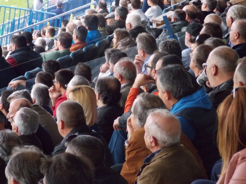 Γιατί δεν παίζει η εθνική στο Αγρίνιο ή τη Λάρισα;