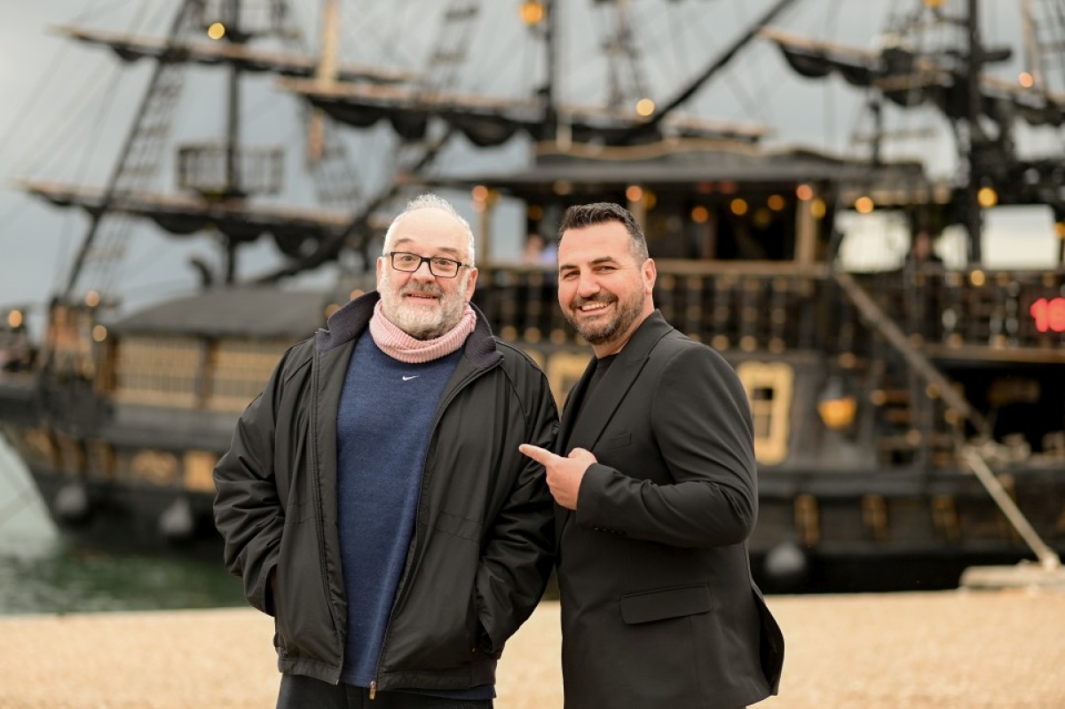 «Μην ξαναρθείς στη Σαλονίκη»: Ο Γιώργος Μουκίδης έγραψε τραγούδι στον Λορέντζο Γκρέτσα!