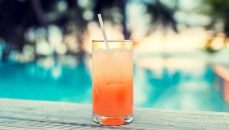 Τρία ροφήματα που πρέπει να αποφεύγετε τις ημέρες του καύσωνα!