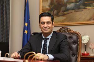 Ευχές για Καλή Ανάσταση από τον Γιώργο Παπαναστασίου