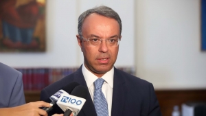 Ολα τα μέτρα για φόρους, επίδομα θέρμανσης, ρεύμα, επιστρεπτέα, επιδότηση εργασίας και πρόγραμμα «Συνεργασία»