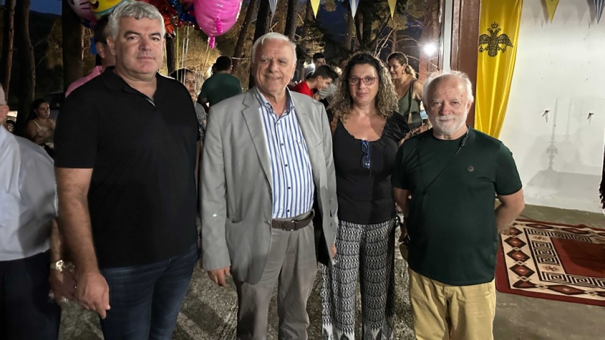 Ο Θανάσης Λύρος με αντιπροσωπεία του συνδυασμού του στον Αγ. Ιωάννη Γουριάς.