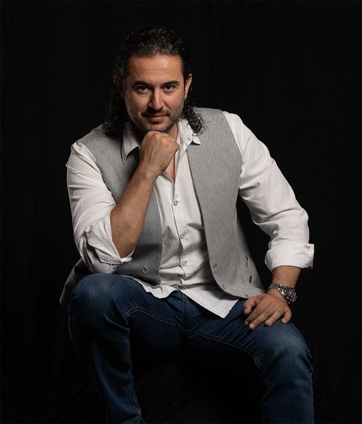 Ο Γιώργος Πάγκαλος παρουσιάζει τα «Χίλια Μυστικά» του Τόλη Κόκκινου