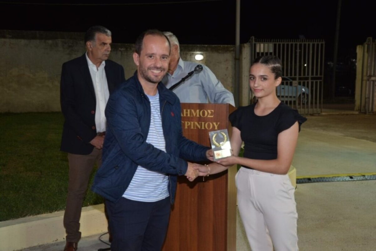 Ερασιτέχνης Παναιτωλικός: Η αθλήτρια της πάλης Δέσποινα Μαλεσιάδα βραβεύτηκε στη «Γιορτή του Αθλητή»