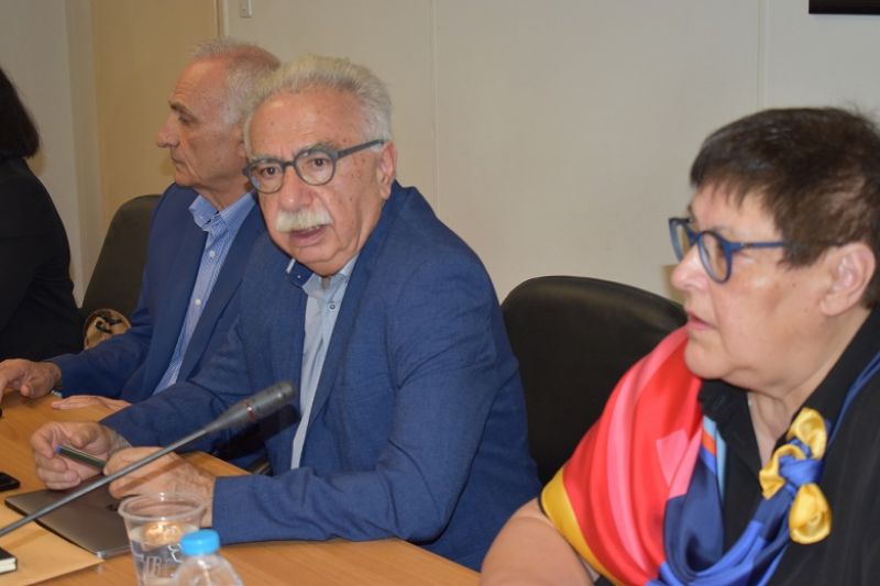 Βρήκε τη λύση για τις… υποδομές η Πρύτανης: «το Αγρίνιο έχει… χρήματα »