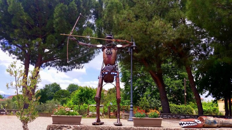 Ο Τοξότης με το χρυσό βέλος…