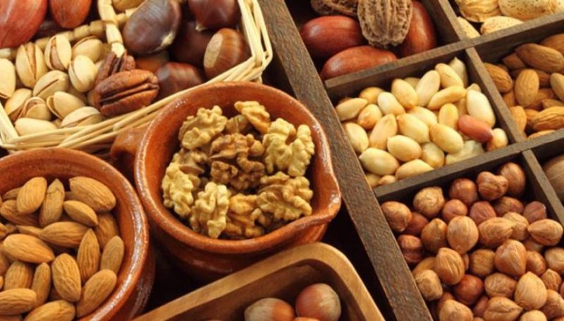 Ζάχαρο: Αυτός είναι ο ξηρός καρπός που το μειώνει αισθητά