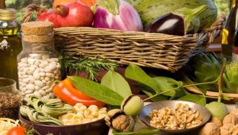 Νηστεία το Πάσχα: Τα οφέλη για την υγεία - Ποιοι πρέπει να προσέχουν