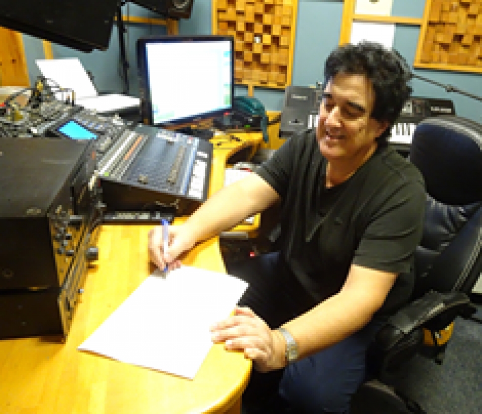 Νέα single Θανάσης Ζλατάνος «Θεσσαλονίκη Covid town» &amp; «Μπανάνες Αιγαίο»