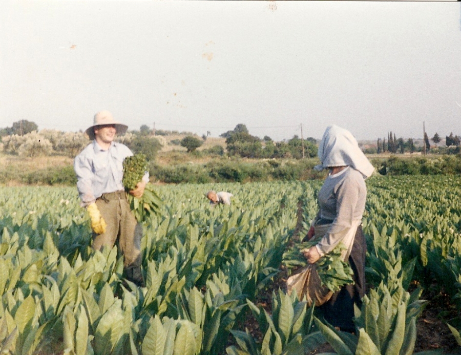Αγρίνιο… Στου καπνού τα βήματα