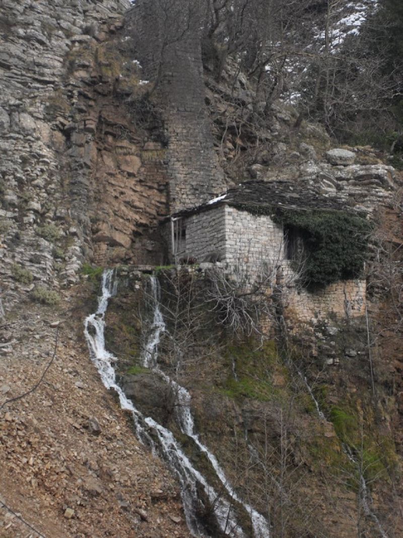 Οι παλιοί Νερόμυλοι στο Πεντάκορφο (Αράχωβα) Αιτωλοακαρνανίας