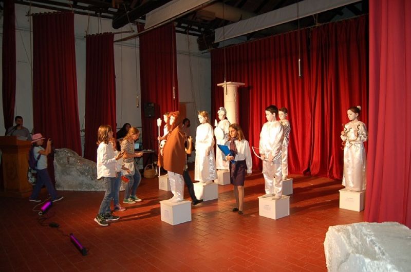 «Το άγαλμα που κρύωνε» από τα παιδιά του ΚΔΑΠ Ι.Π. Μεσολογγίου