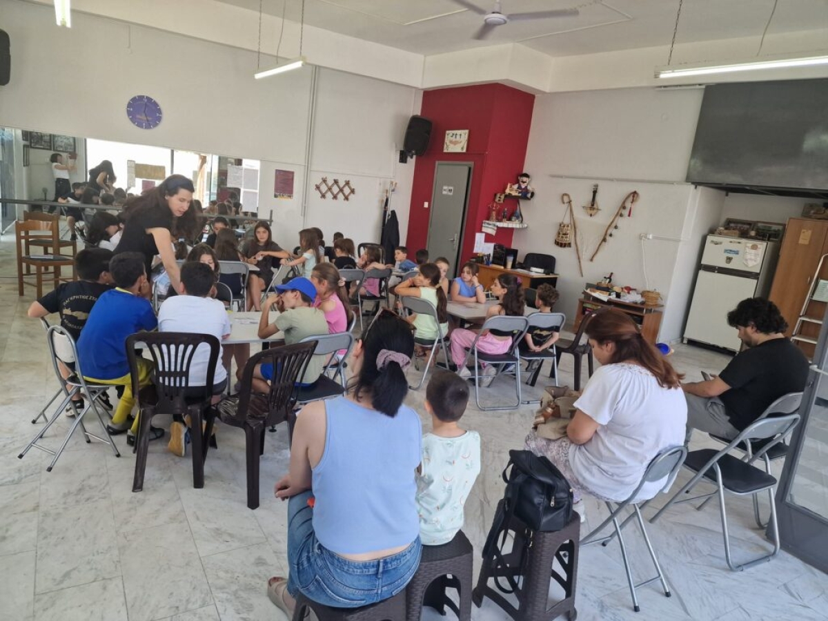 Τα παιδιά του Παγκρητίου Συλλόγου Αιτωλοακαρνανίας έγιναν «ήρωες Κρητικοί»… διαδραστικά (φωτο)