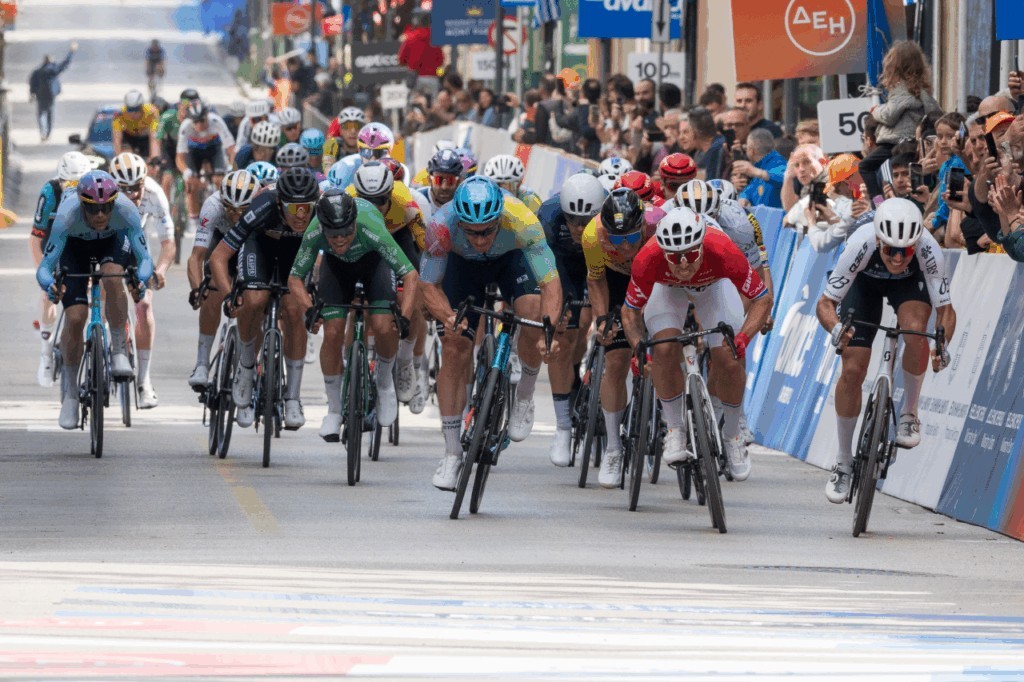 Στο Αγρίνιο, παρουσία Βρούτση, η Απολογιστική Παρουσίαση του ΔΕΗ Tour of Hellas 2025