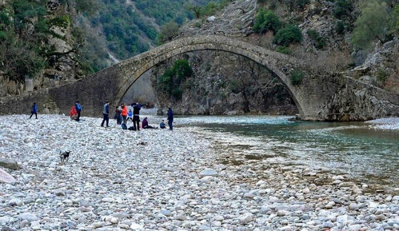 Οδοιπορικό στον Εύηνο (φωτο)