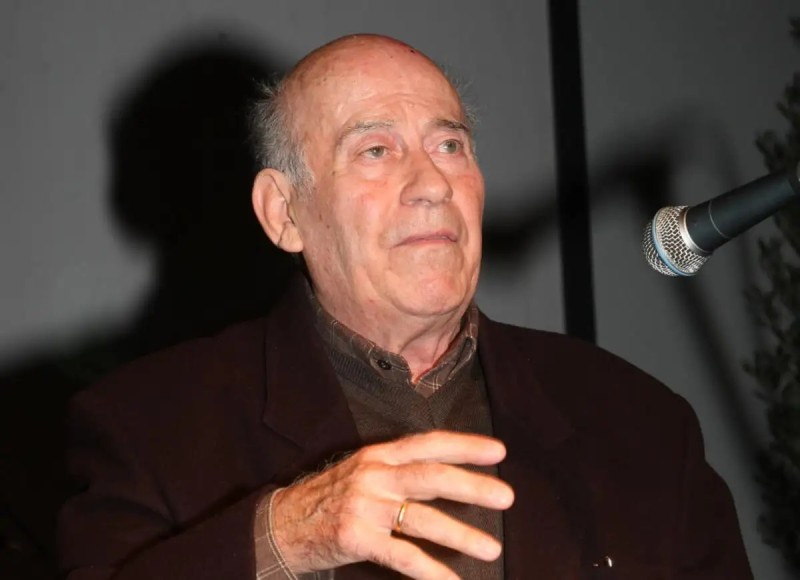 Θ.Βέγγος: Σαν σήμερα «έφυγε» από τη ζωή ο αείμνηστος ηθοποιός – Δείτε άγνωστες φωτογραφίες του