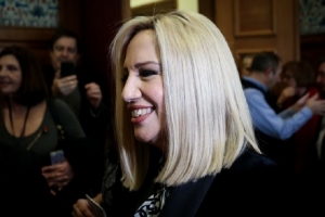 Άμεση αντικατάσταση Χρυσοχοΐδη και Χαρδαλιά ζητά η Γεννηματά