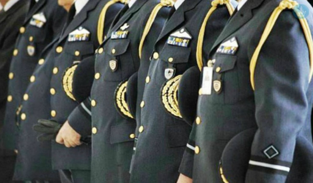 Ένστολοι και δημόσιο: Πώς θα δοθούν αυξήσεις 1 δισ. ευρώ – Δείτε αναλυτικά παραδείγματα