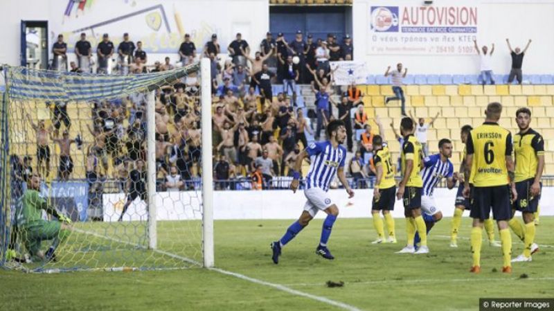 Μουδιασμένη πρεμιέρα