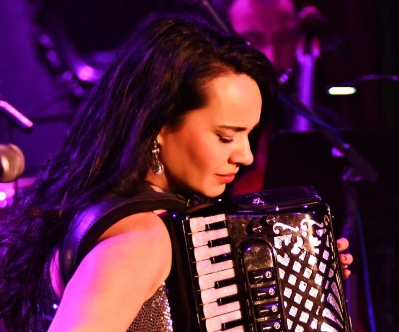 Ζωή Τηγανούρια: &quot;Μένουμε σπίτι με μουσική το Βάλσαμο της Κρίσης&quot;