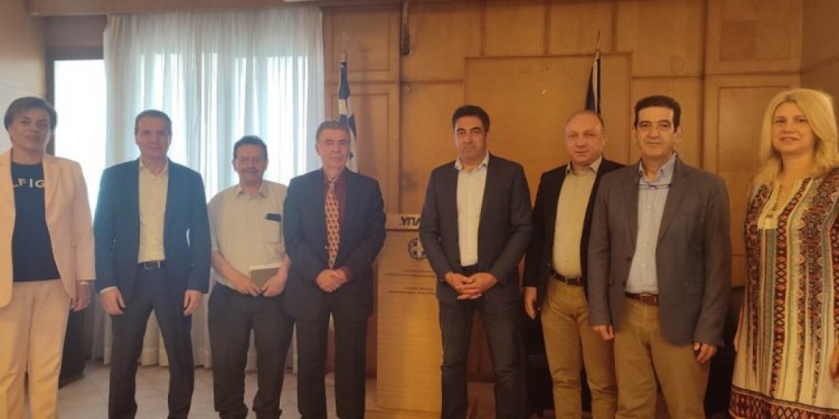 ΕΘΕΑΣ: συνάντηση του Προεδρείου με τον υπουργό Αγροτικής Ανάπτυξης