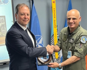 Επίσκεψη Σπήλιου Λιβανού στην Αεροπορική Βάση Aκτίου