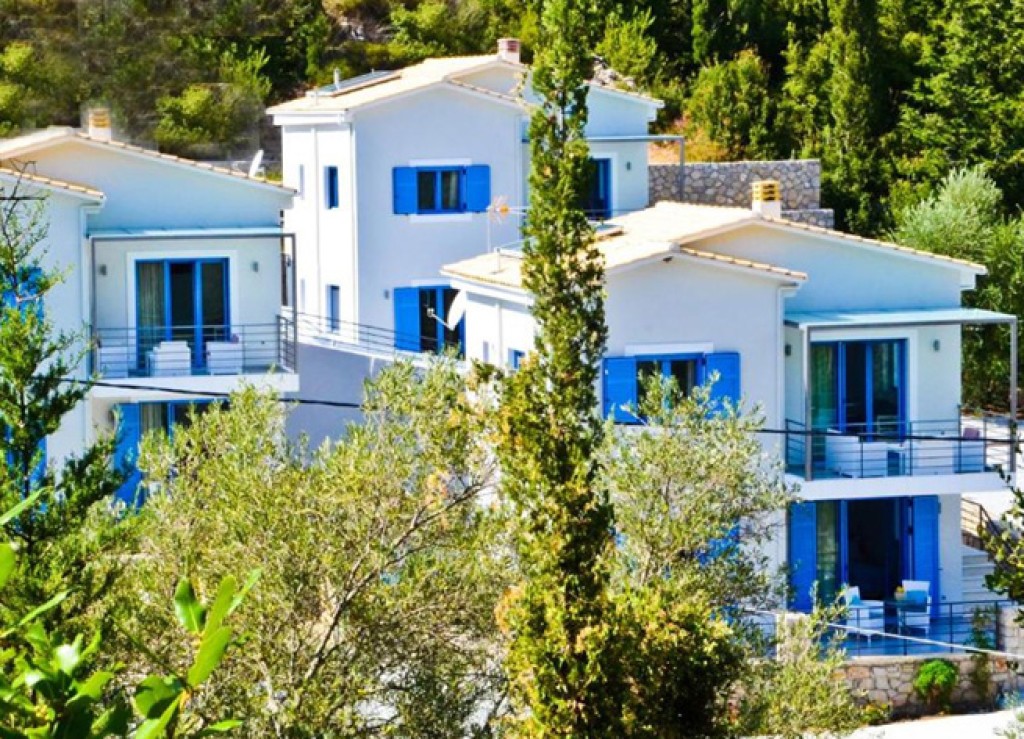 Ζητείται καμαριέρα για την περιοχή του Αγίου Νικήτα Λευκάδας