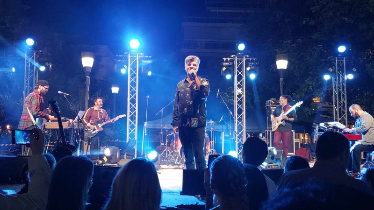 Αγρίνιο: «Welcome to UP 2023» με τον Φοίβο Δεληβοριά (εικόνες &amp; βίντεο)