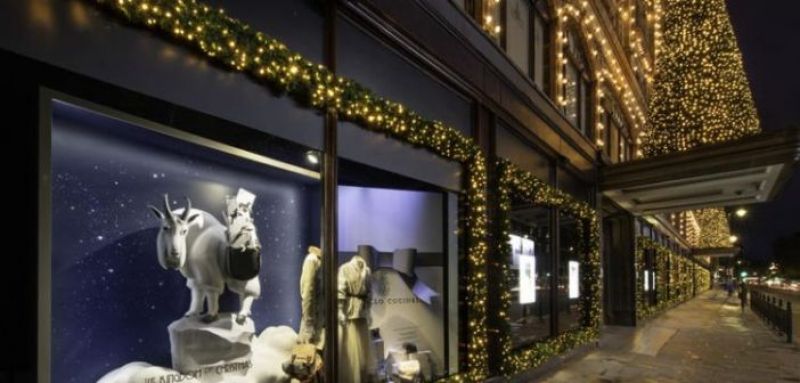 Αυτές είναι οι πιο πρωτότυπες και όμορφες Χριστουγεννιάτικες βιτρίνες (ΦΩΤΟ + VIDEO)