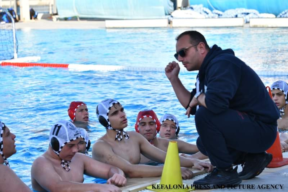 «Παρόν και μέλλον της Υδατοσφαίρισης»: Συνέντευξη του Αγρινιώτη πολίστα και προπονητή Γρηγόρη Ράπτη στην Ευαγγελία Αλιβιζάτου