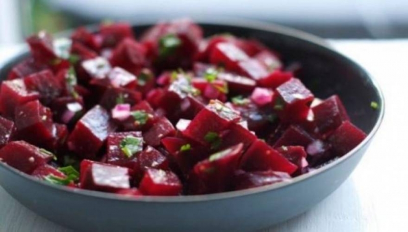 6 πολύ καλοί λόγοι για να αρχίσετε να τρώτε παντζάρια!