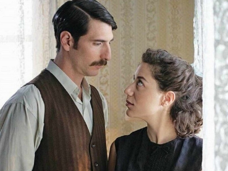 Άγριες μέλισσες: Το μωρό που ανατρέπει τα πάντα