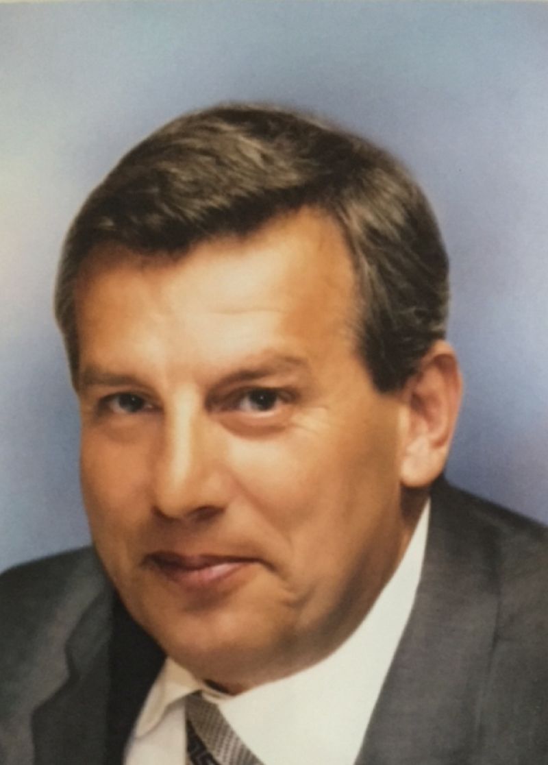 Ένα παιδί κοιτάει τ’ αστέρια