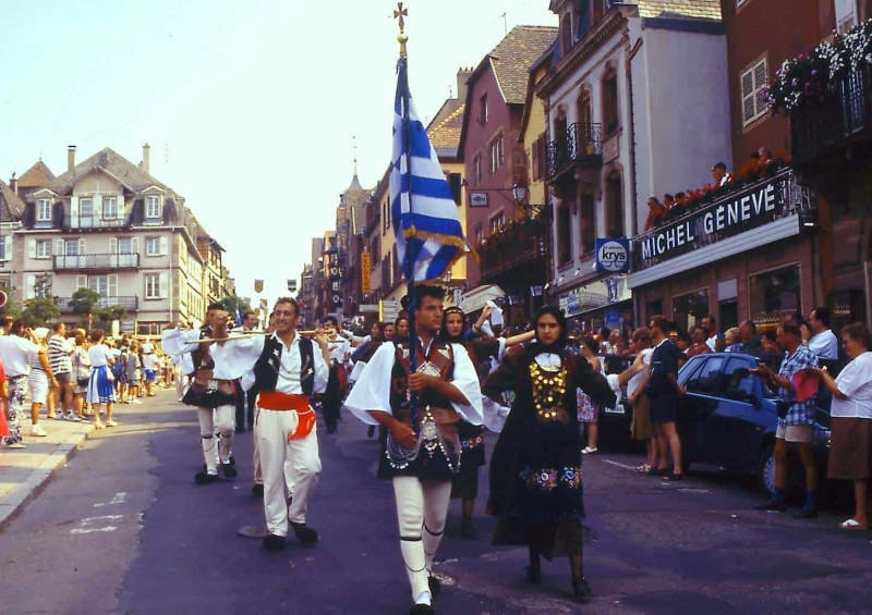 Όταν η… χορευτική χάρη του Αγρινίου έφτασε μέχρι την Γαλλία! (φωτο)
