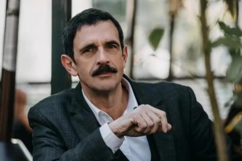 Λεωνίδας Κακούρης: Η εξέλιξη του Δούκα στις Άγριες Μέλισσες κι η Σμύρνη μου Αγαπημένη