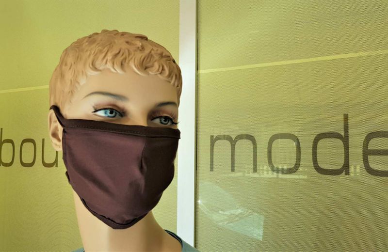 Εργοστάσιο στο Αγρίνιο παράγει 600 μάσκες τη μέρα και κάνει εξαγωγές! (φωτο)