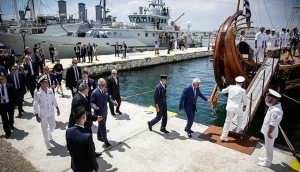 Δείξαμε την &quot;ΚΟΥΚΛΑ&quot; - κρύψαμε την &quot;ΠΑΝΟΥΚΛΑ&quot;...