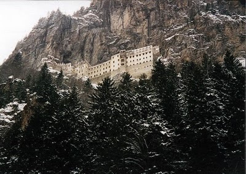 ΠΑΝΑΓΙΑ  ΣΟΥΜΕΛΑ :   Η  εξόριστη  Παναγία  των  Ποντίων