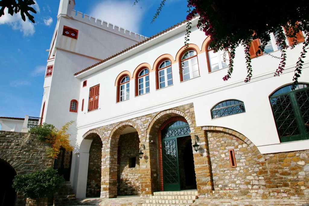 Μουσικοχορευτική Εκδήλωση στον Πύργο Μπότσαρη την Τετάρτη, 30 Ιουλίου 2025 21:30