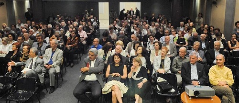 Κέρδισε το χειροκρότημα η παρουσίαση του βιβλίου του Αλέκου Μαγκλάρα