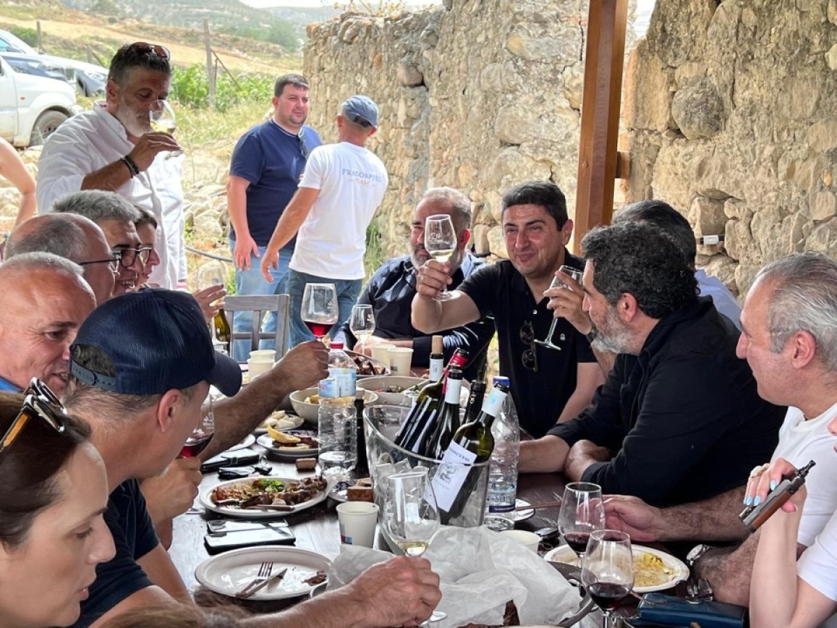 Δήλωση ΥπΑΑΤ Λευτέρη Αυγενάκη για το κρητικό κρασί, με αφορμή την εκδήλωση «Ανοιχτές Πόρτες» 18-19 Μαΐου 2024