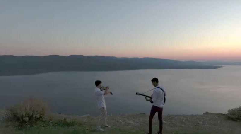 Λίμνη Τριχωνίδα - Autumn Leaves (Joseph Kosma) (βίντεο)