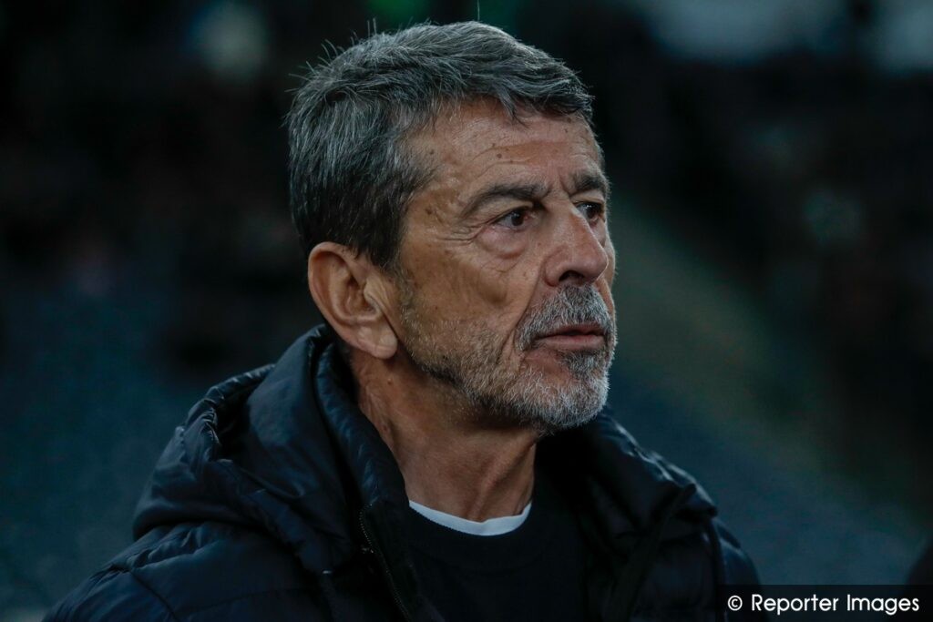 Πετράκης: «Κατανοώ τον κόσμο, η μεγαλύτερη στεναχώρια ήταν που δεν μπήκαμε 8αδα- Αυτά τα παιδιά μας έφτασαν ένα βήμα από εκεί»