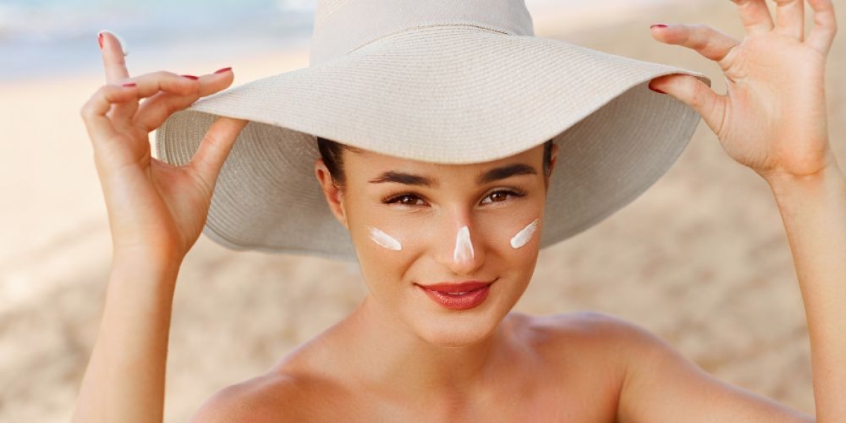 Διατροφικές επιλογές για την προστασία του Δέρματος από τον Ήλιο