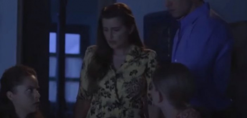 Άγριες Μέλισσες: Το τρέιλερ της τρίτης σεζόν – “Παγωμένοι” στο Διαφάνι από την επιβολή της Χούντας