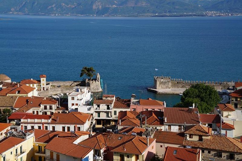 Προσλήψεις δέκα ατόμων για δέκα ωρομίσθια στο Δήμο Ναυπακτίας