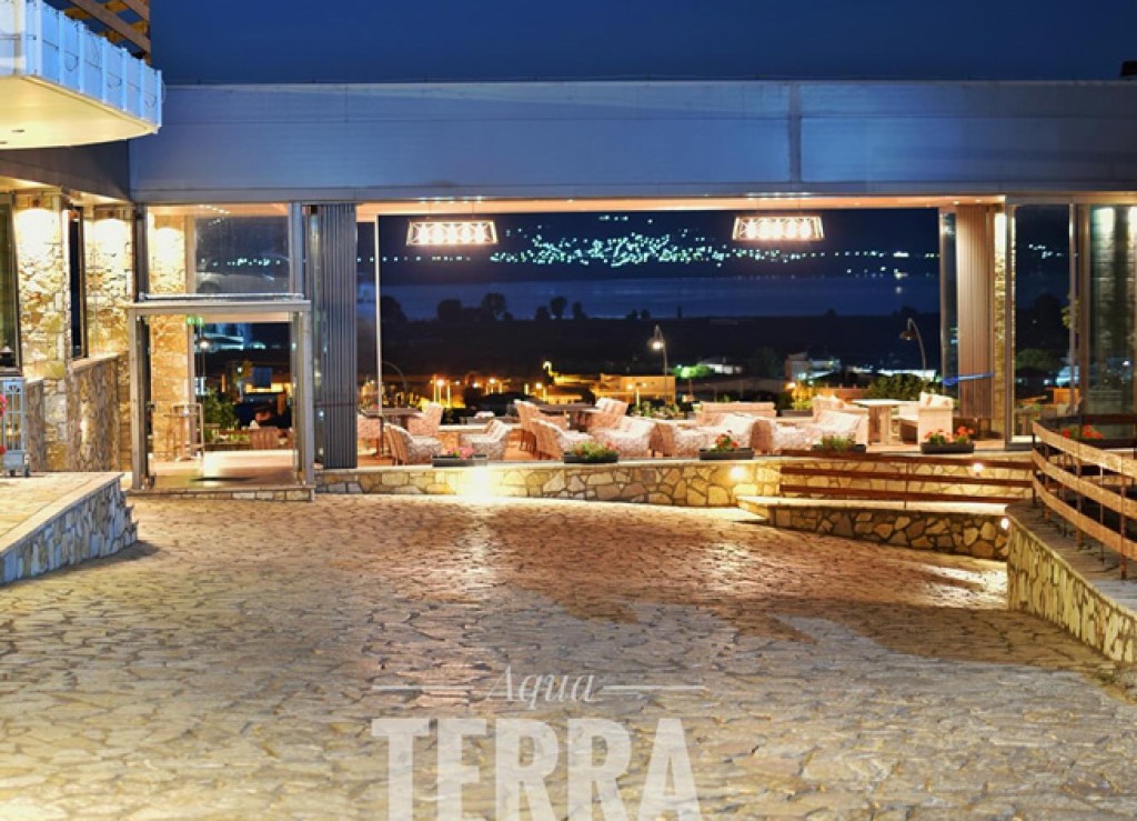 Νέες θέσεις εργασίας για σεζόν στο Aqua Terra – Οι ειδικότητες