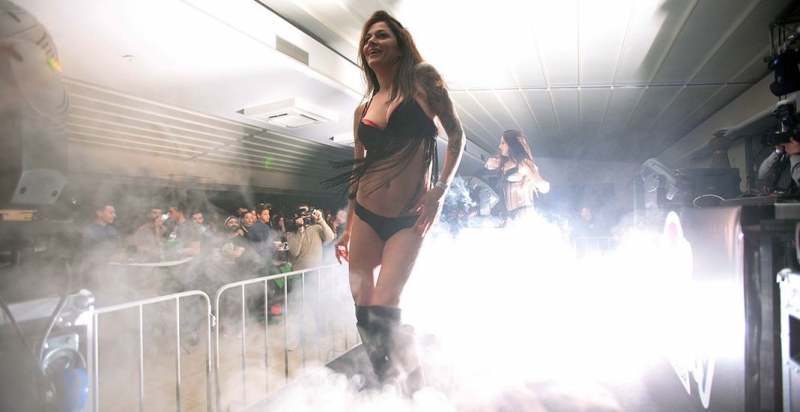 Lake Party: Playmen, Τριαντάφυλλος και… όλα τα συναφή! (ΦΩΤΟ)